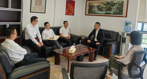 總經(jīng)理龔勇帶隊赴祥鵬航空開展合作洽談